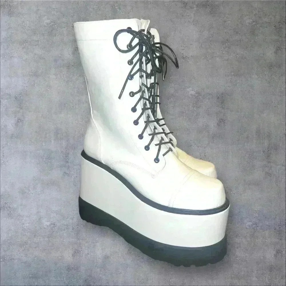 New without tags fashion nova platform boots size 9.5